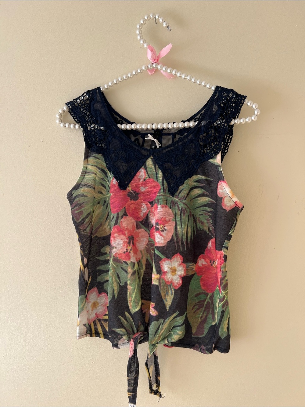 Floral Tie-Front Sleeveless Top with Lace Collar - Black / Pink
